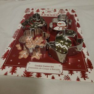 NWT Christmas Cookie Cutters